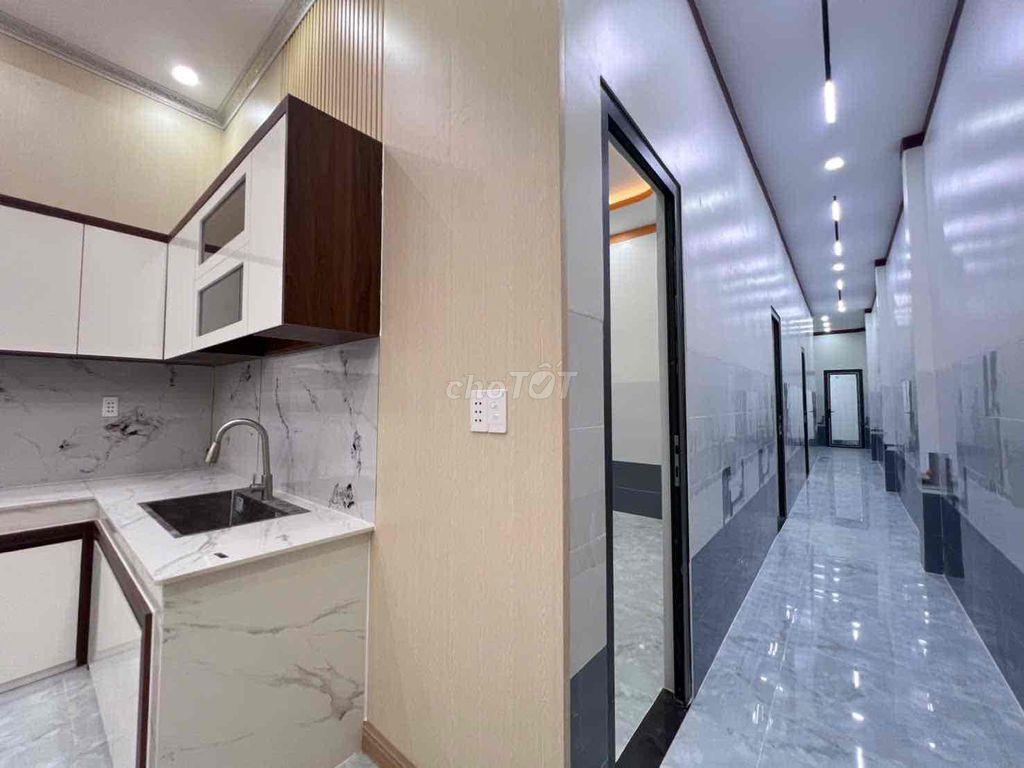 Nhà Đức Hoà Hạ Sát Kcn Tân Đức 3 phòng ngủ giá 1ty790
