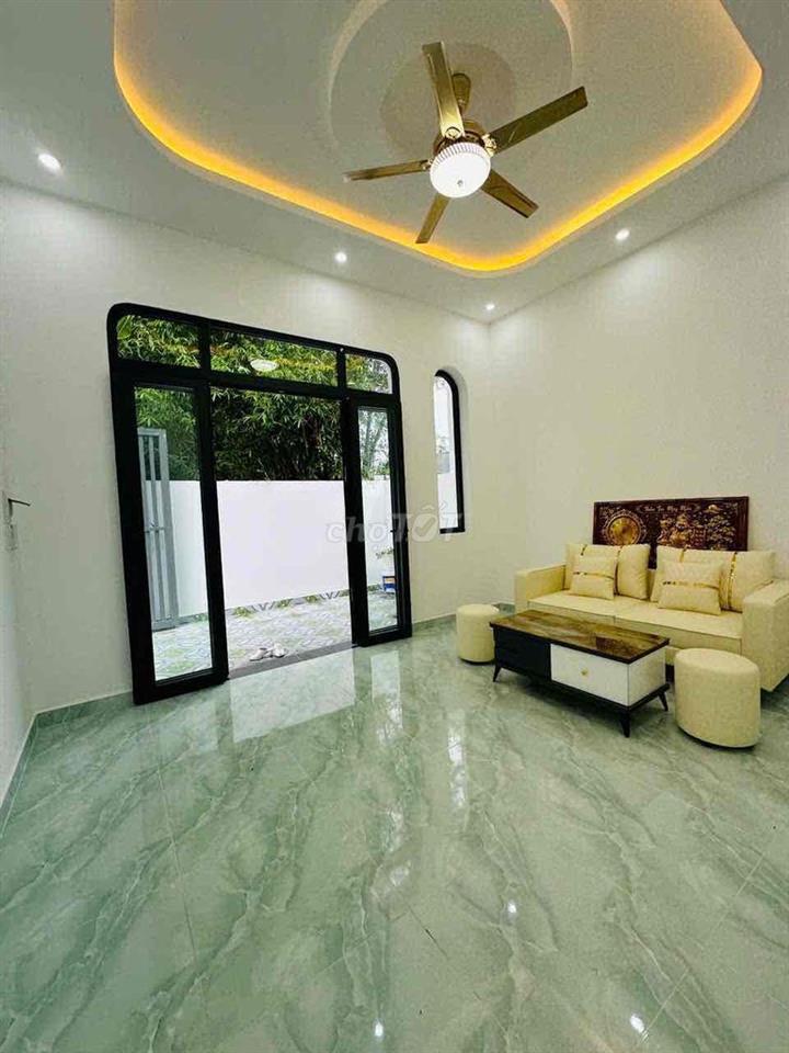 NHÀ ĐẸP CHO NGƯỜI THU NHẬP THẤP - SỔ HỒNG RIÊNG