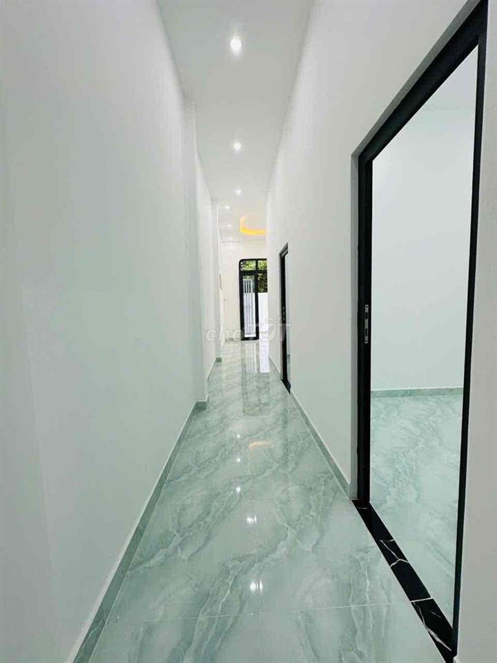 NHÀ ĐẸP CHO NGƯỜI THU NHẬP THẤP - SỔ HỒNG RIÊNG