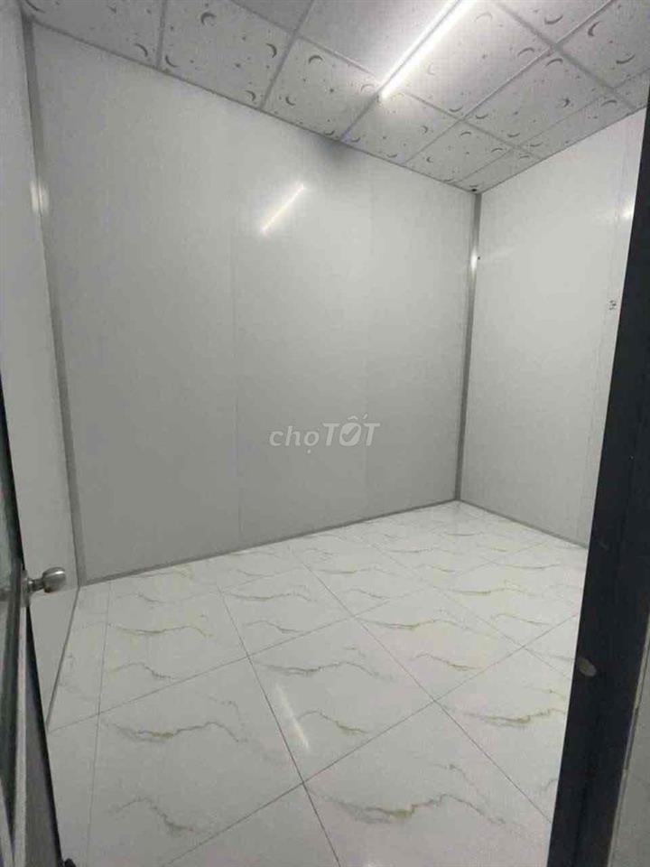 kẹt tiền bán ngay