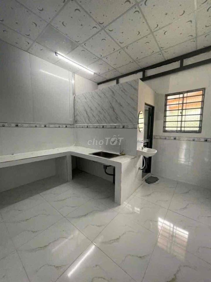 kẹt tiền bán ngay
