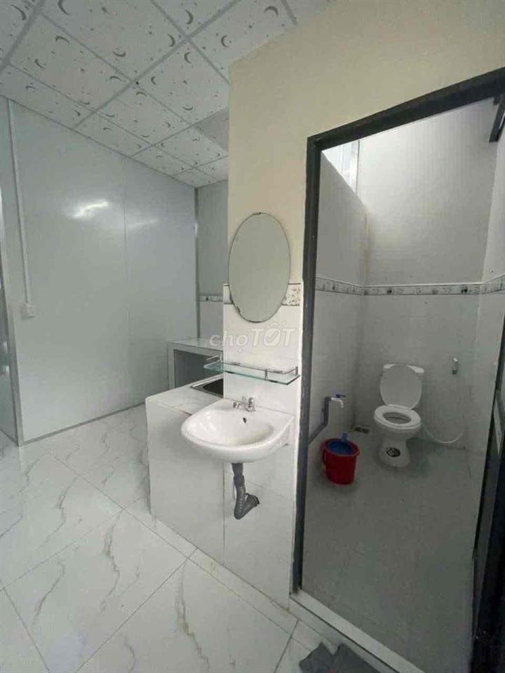 kẹt tiền bán ngay