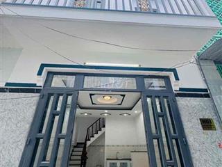 nhà cách giáo xứ 200 m