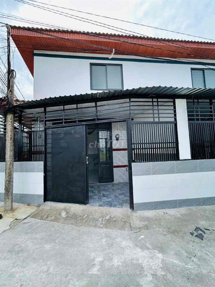 nhà mặt tiền kinh doanh buôn bán được