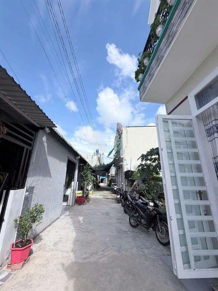 Do định cư nuóc ngoài bán nhà o mỹ hạnh bắc 400tr