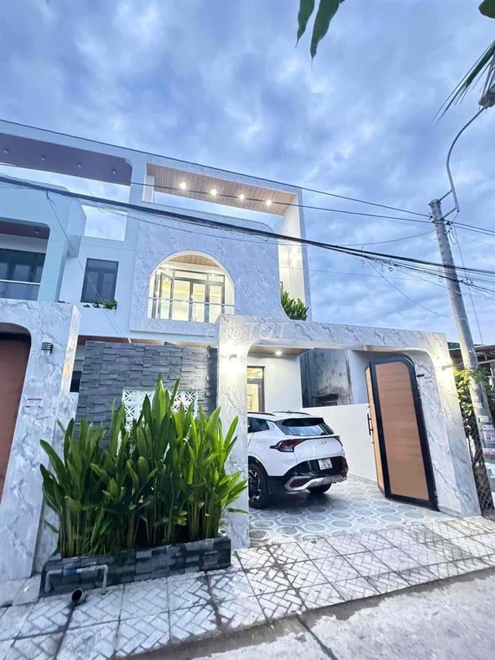 bán gấp nhà ko ở