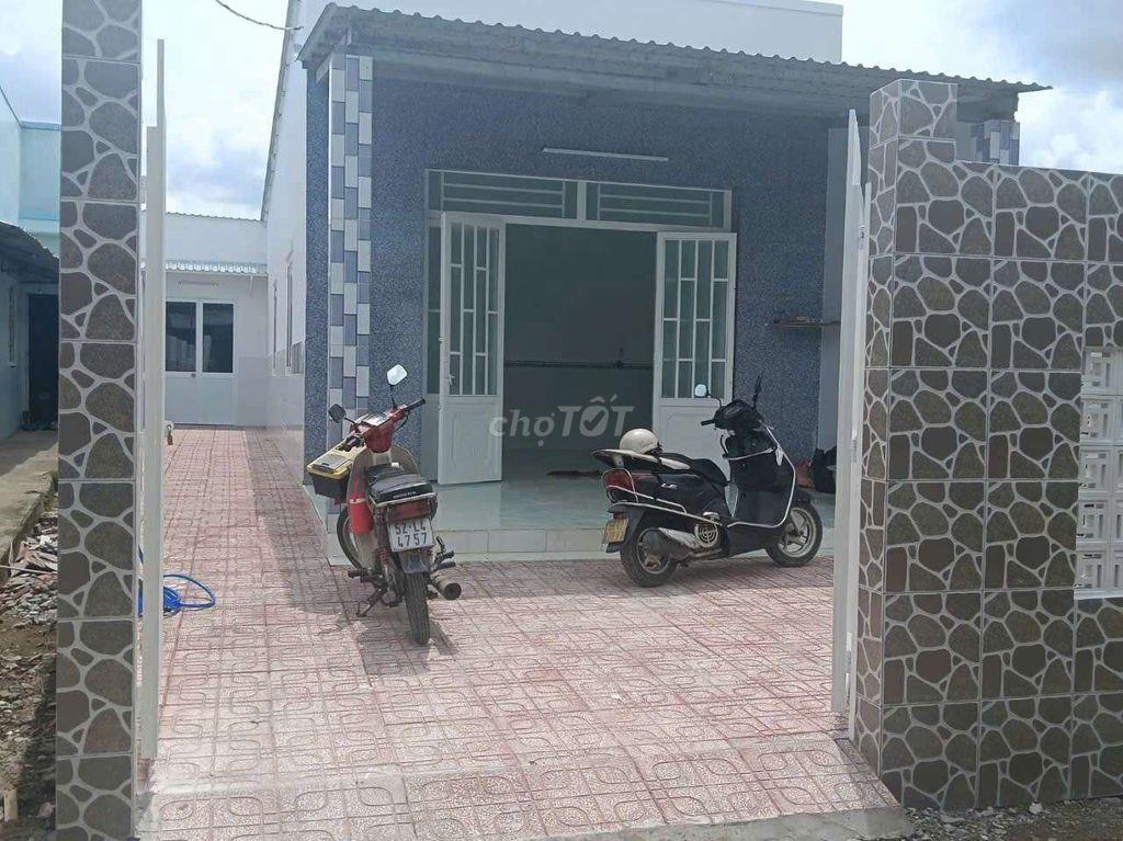 Bán nhà Cần Giuộc