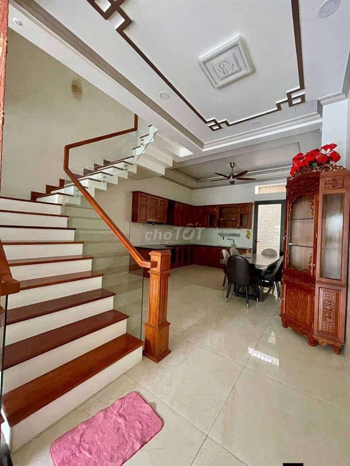 Nhà Đối Diện Trường Mẫu Giáo Tân Kim - KDC Đặng Huỳnh.