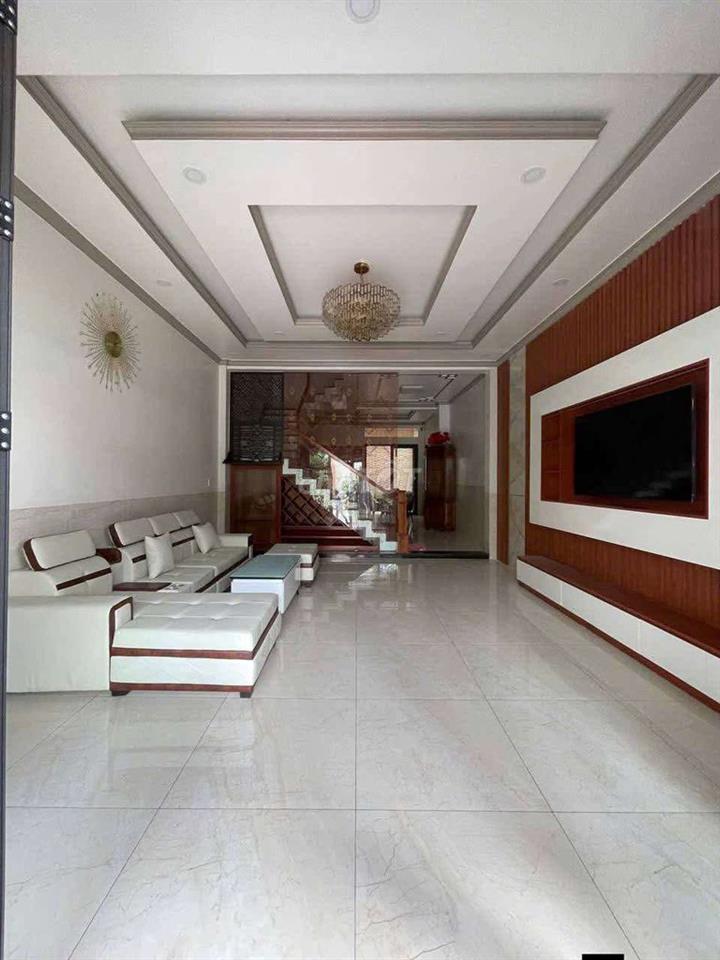 Nhà Đối Diện Trường Mẫu Giáo Tân Kim - KDC Đặng Huỳnh.