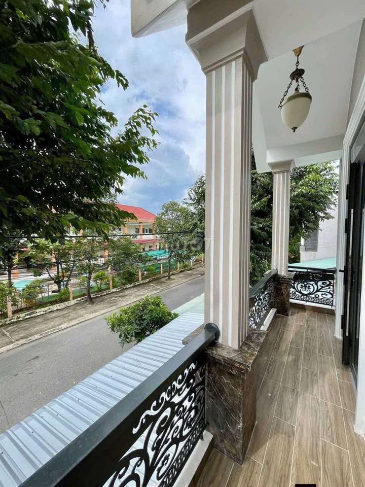 Nhà Đối Diện Trường Mẫu Giáo Tân Kim - KDC Đặng Huỳnh.