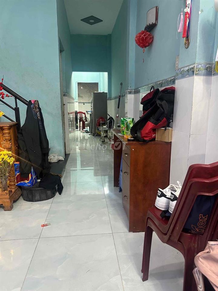 Cần Bán Gấp Nhà 1 Trệt, 1 Lầu, CC SHR đang sử dụng, Hẻm xe hơi
