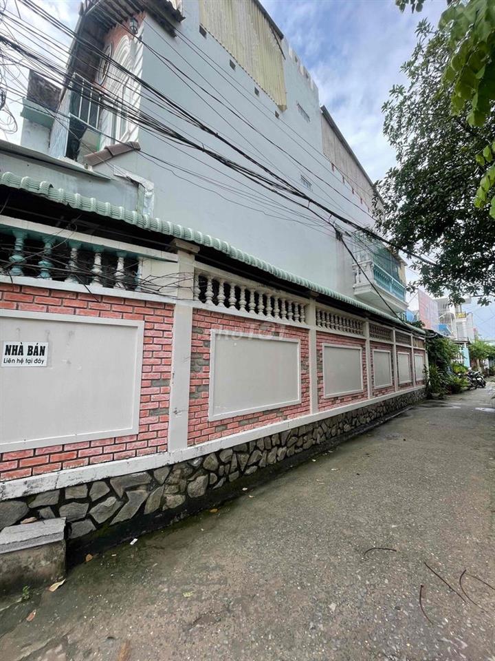 Cần bán nhà 2 mặt tiền hẽm xe hơi ( quốc lộ 50) gần cầu ông thìn