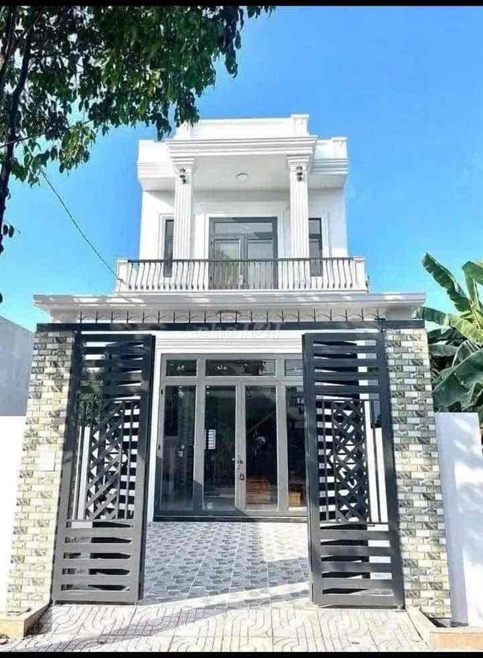 BÁN NHÀ ĐƯỜNG TL826