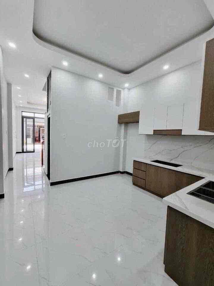 BÁN NHÀ - ĐƯỜNG TL826