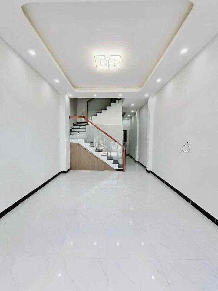 BÁN NHÀ - ĐƯỜNG TL826