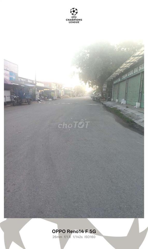 Đất nền cao ráo  