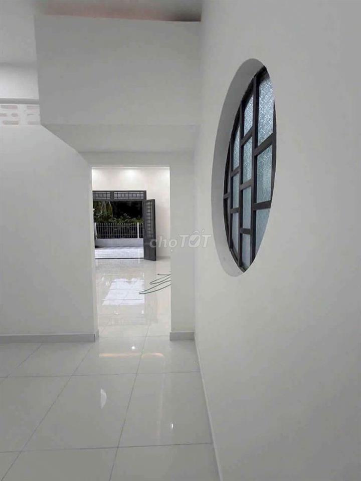 cần bán gấp nhà và đất 300thổ cư  xá Phước Lâm 