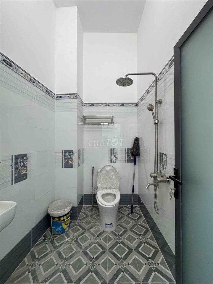 CHÍNH CHỦ BÁN NHÀ TẶNG NỘI THẤT