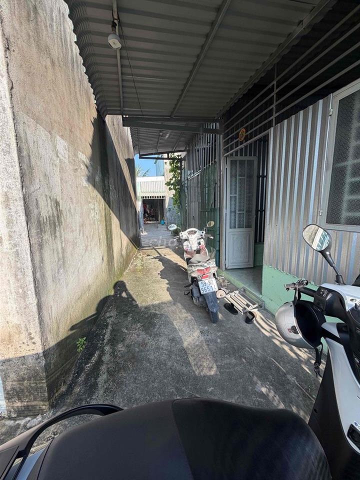 bán nhà gần ql50