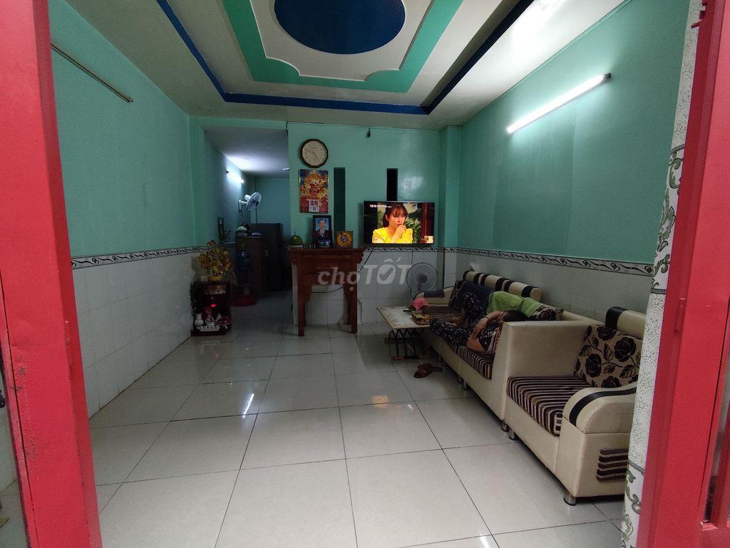 Bán nhà ngã 3 Tân Kim, Cần Giuộc