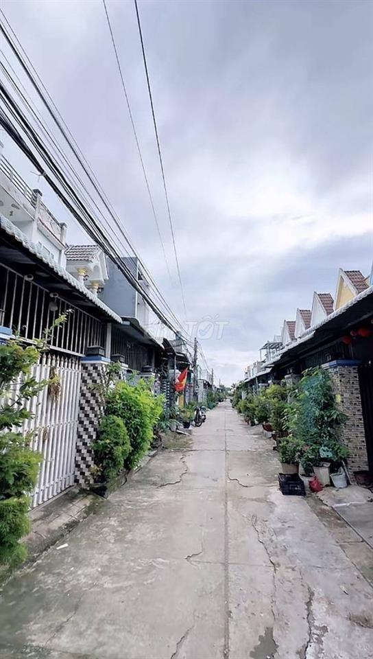 Cần bán nhà