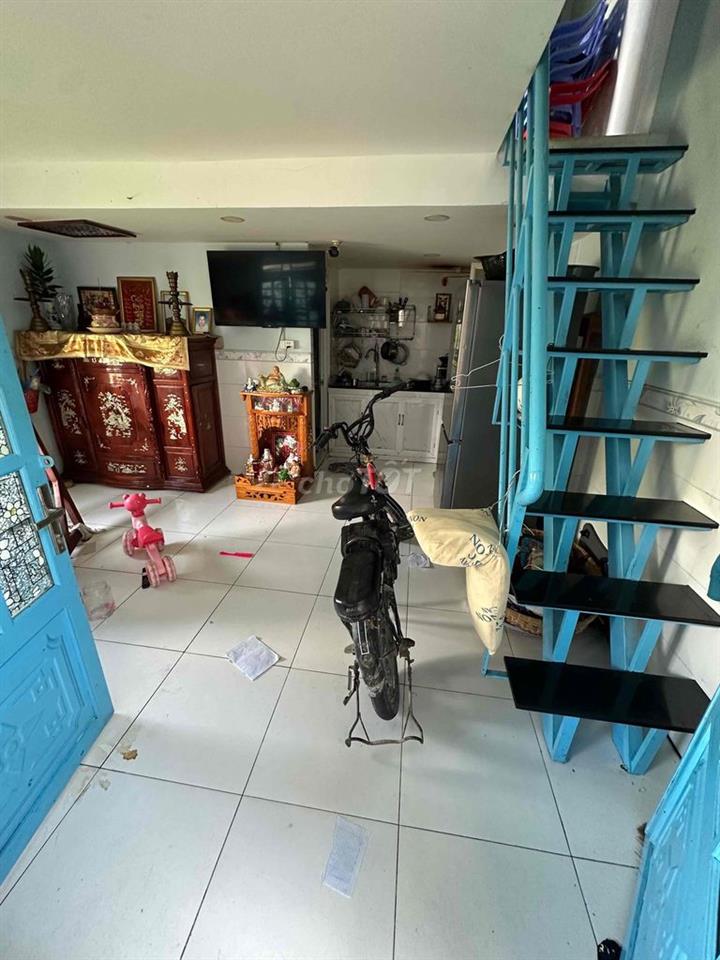 9 chủ đăng bán nhà vi bằng Long An