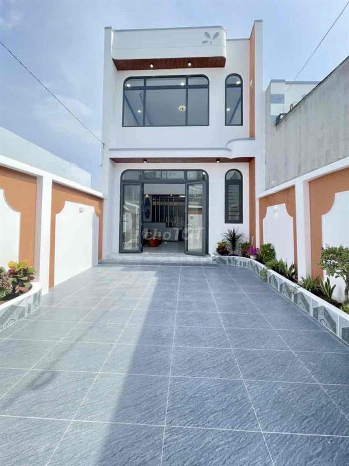 CHÍNH CHỦ CẦN BÁN - NHÀ 1 LỬNG - CÓ HOÀN CÔNG - CẦN GIUỘC LONG AN