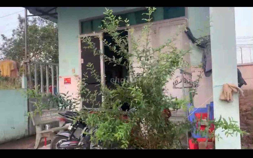 cần bán khu dãy phòng trọ 10 phòng trọ 1 phòng Kiốt giá rẻ