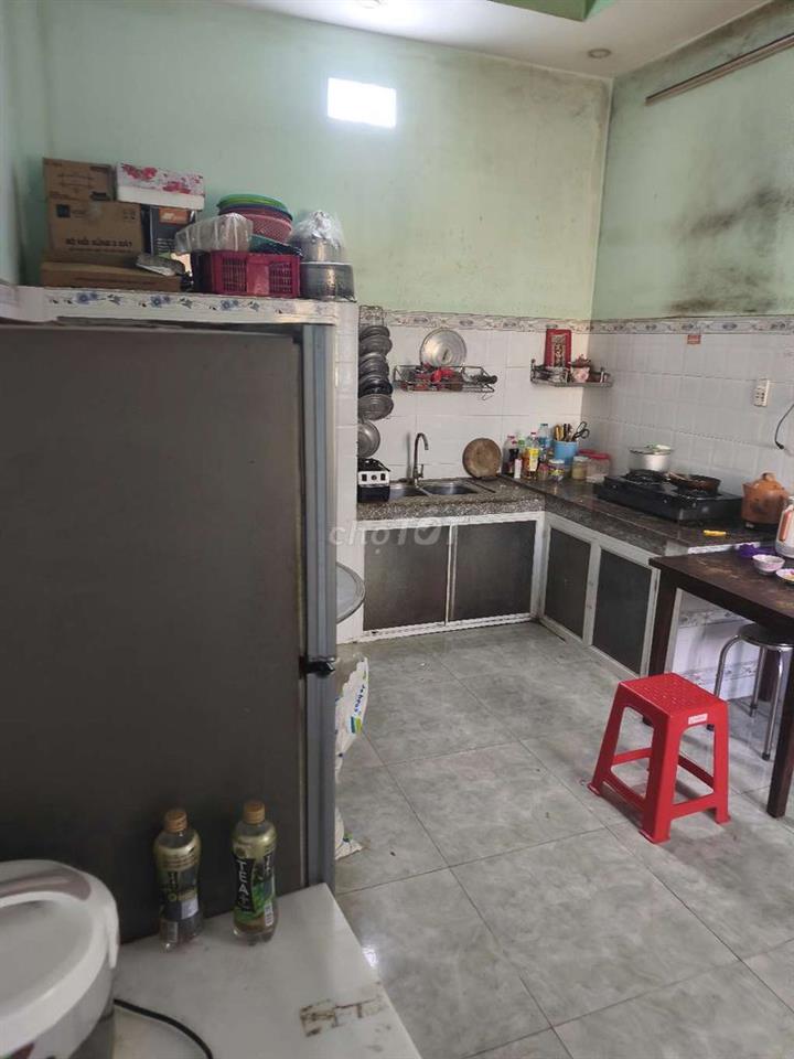 nhà 1trệt 1lầu xổ hồng riêng