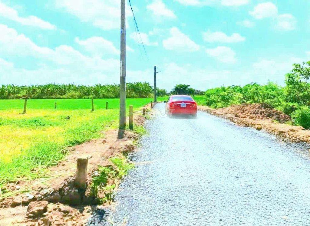 quá rẻ, 550tr sở hữu 410m2 đất có 100m2 thổ View Kênh