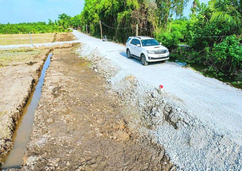 Hàng Vip, chỉ 590tr sở hữu 359m2 đất thổ vườn view kênh