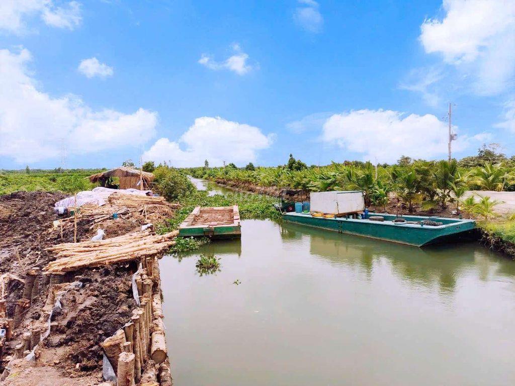 hàng vip, 795m² đất vườn chuyển thổ View kênh, 680tr