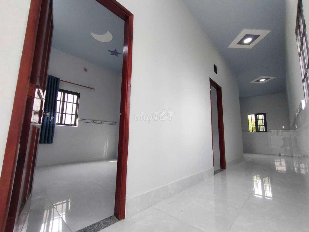 Nhà trệt 2PN rất mới SHR có hỗ trợ vay,đủ tiện ích,cách Quận 8 chỉ 30p
