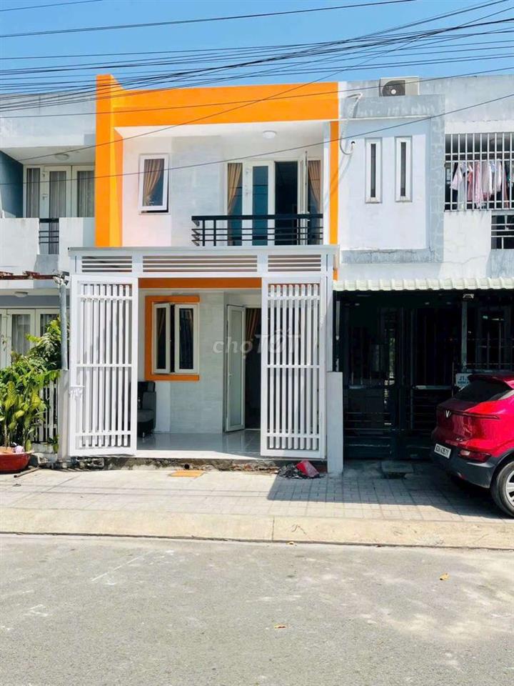 Do định cư nước ngoài bán rẻ căn nhà o mỹ hạnh bắc 370tr