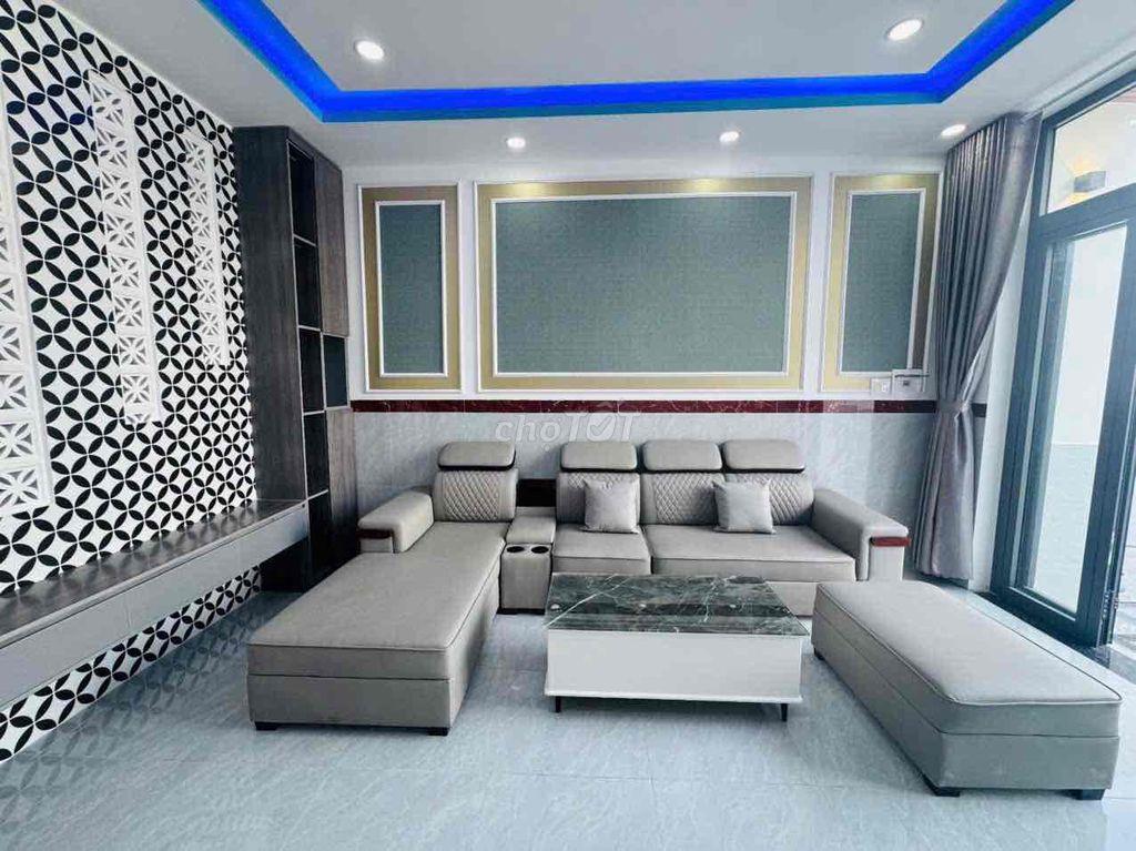 Chủ bán nhà đi nước ngoài