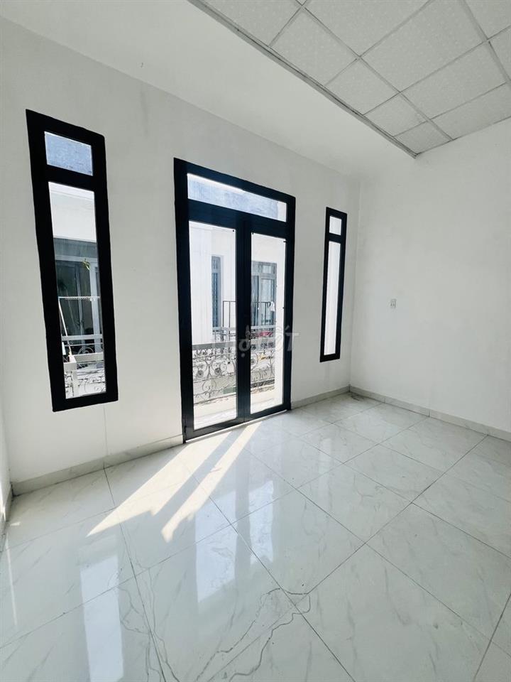 CHÍNH CHỦ CHO THUÊ NHÀ NGUYÊN CĂN 5PN - VÀO Ở NGAY