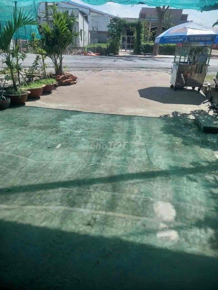 bán nhà mặt đường 826. giá 3,6 tỷ