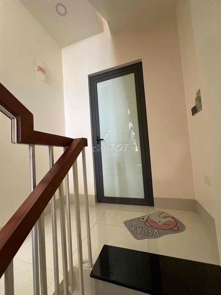 Nhà Đẹp cần bán 4 tỉ. Hoa hồng 100c cho ae mô giới đẩy giúp