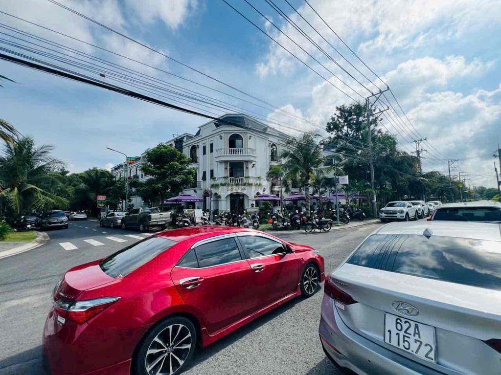 Nhà phố liền kề