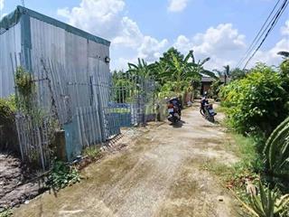 đất vườn có nhà tiền chế ở Long An Tây Ninh