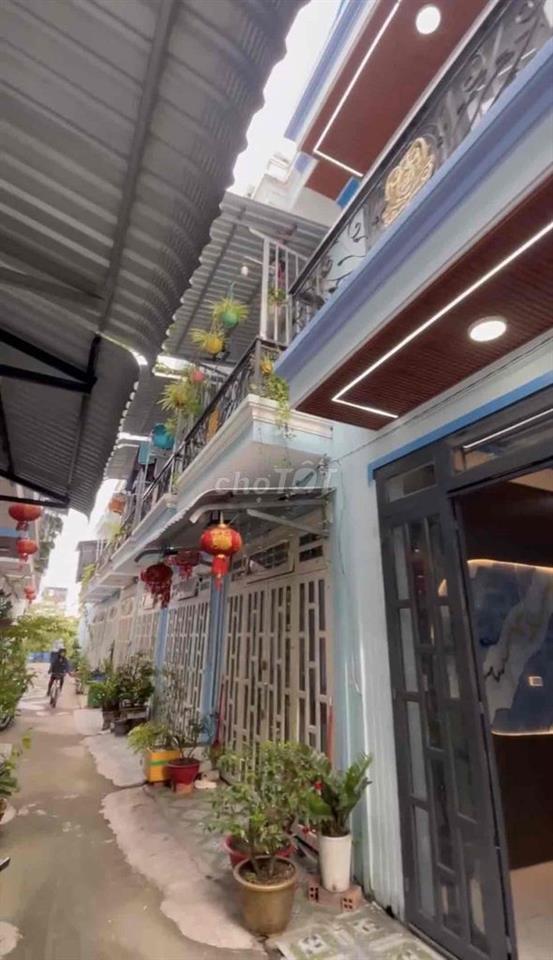 Nhà nằm ngay xã Mỹ Hạnh-Hóc Môn, diện tích 4x9 giá chỉ 855 triệu