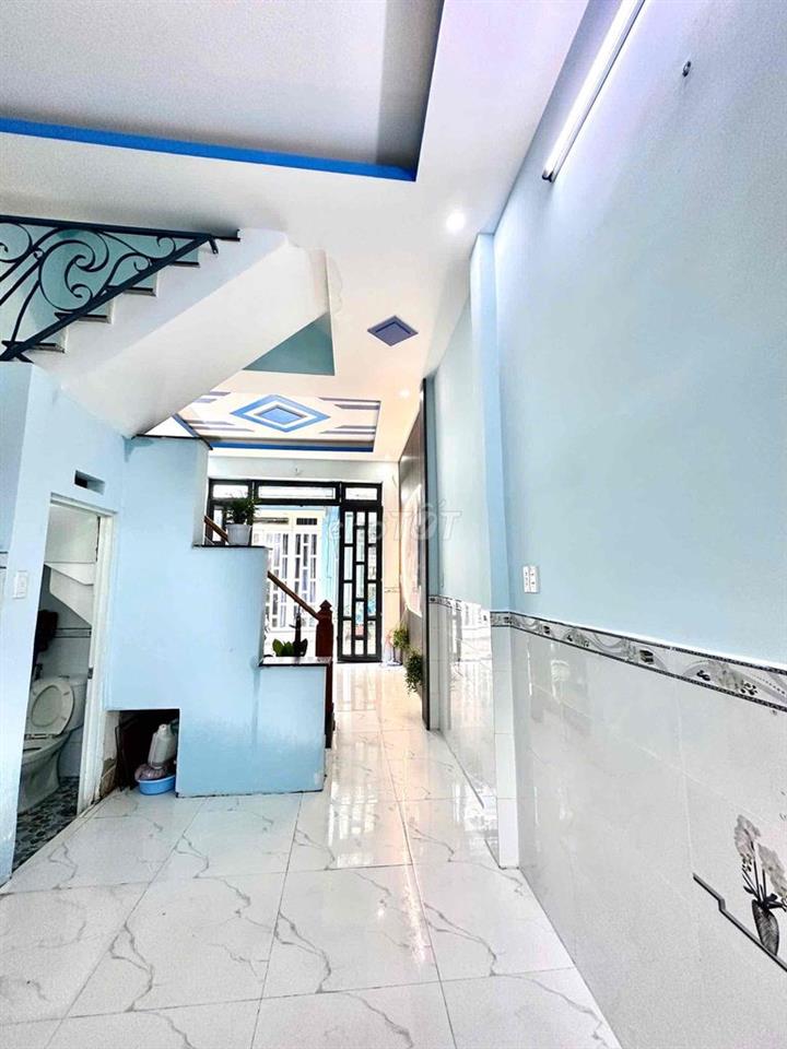 Nhà nằm ngay xã Mỹ Hạnh-Hóc Môn, diện tích 4x9 giá chỉ 855 triệu