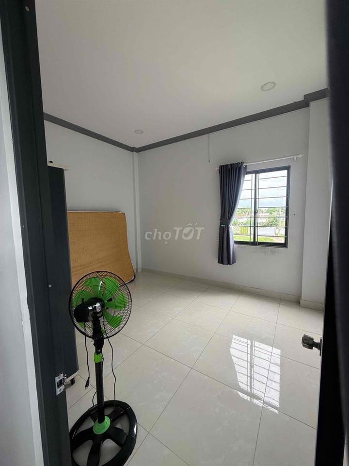 BÁN NHÀ FULL NỘI THẤT – DỌN VÀO Ở NGAY – BẾN LỨC, LONG AN