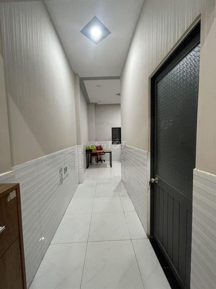 C.Chủ Bán nhà 96m2, 4PN, 1 trệt 1 lầu có sổ, Long Trạch, Cần Đước