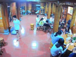 BÁN NHÀ GỖ SIÊU ĐẸP