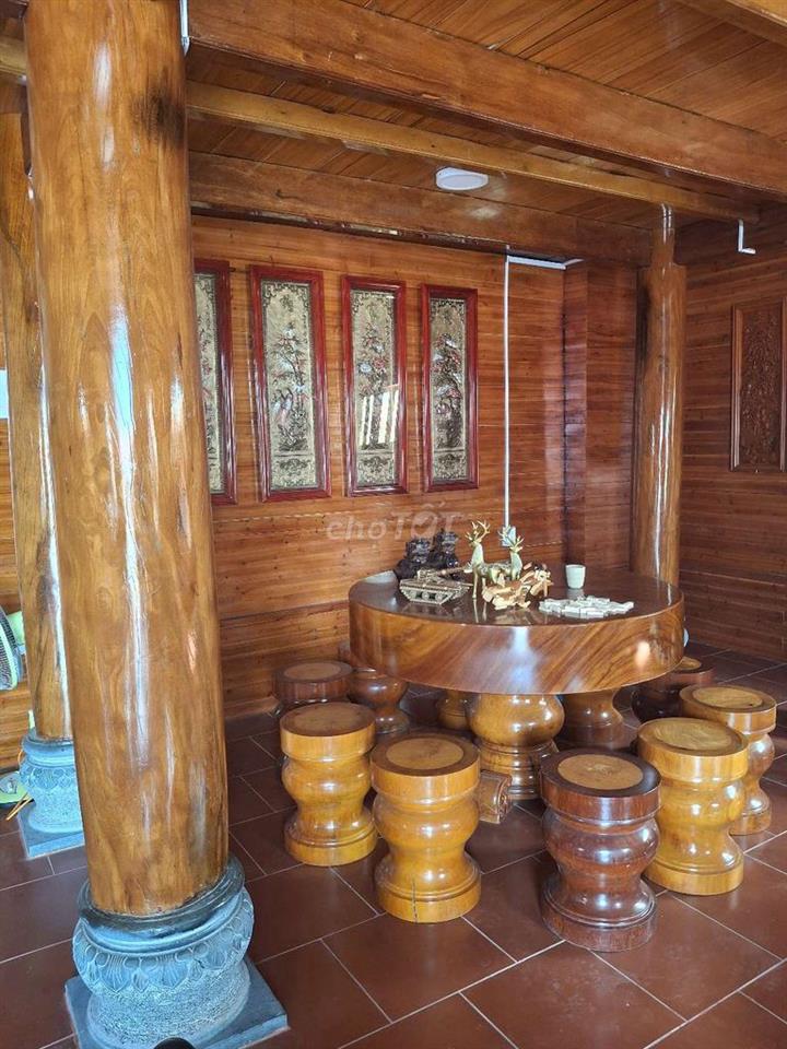 BÁN NHÀ GỖ SIÊU ĐẸP