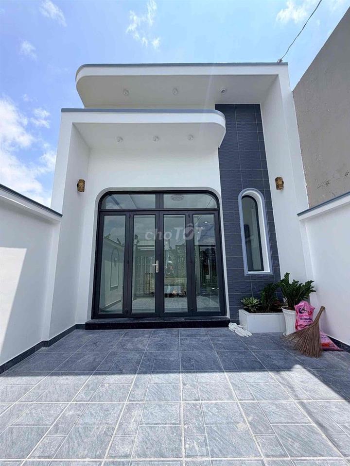 Bán nhà cầp 4/ có hoàn công/ shr/ 1 tỷ 590