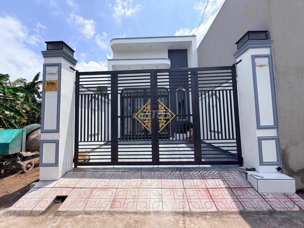 Bán nhà cầp 4/ có hoàn công/ shr/ 1 tỷ 590