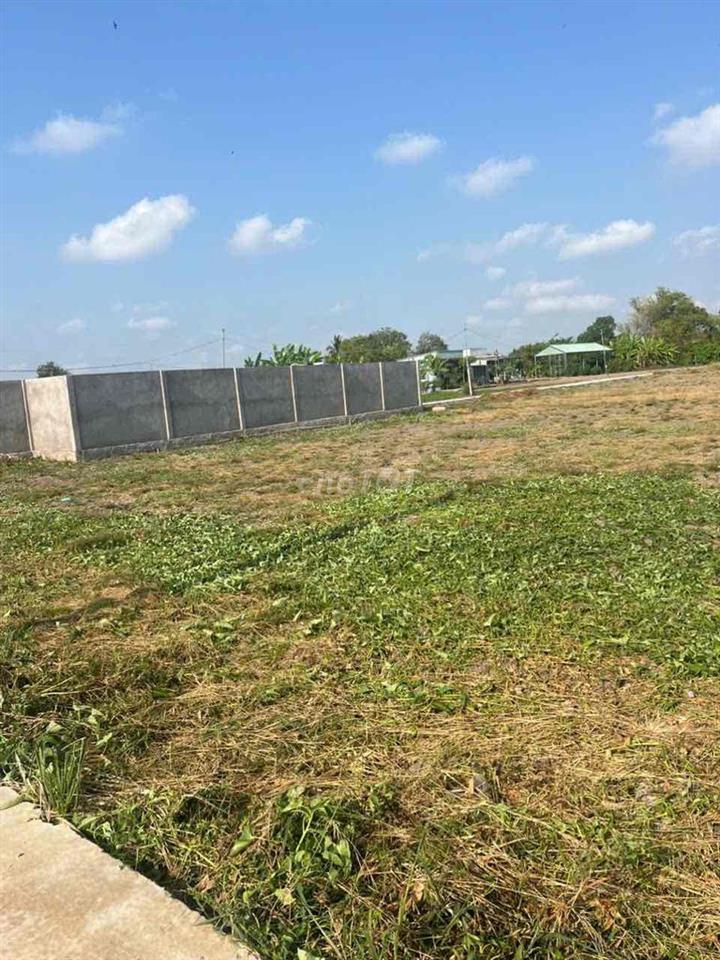 Cần bán 90 m2 / thổ cư/ shr / 750 triệu