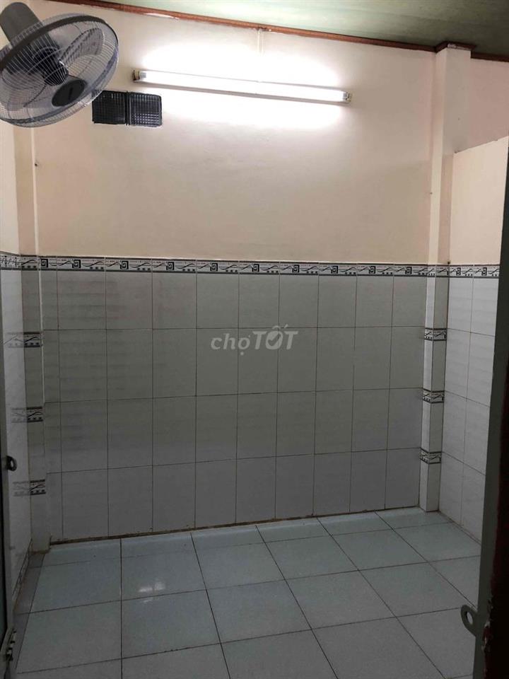 Nhà cấp 4 Tp. Tân An cần bán (đang cho thuê)